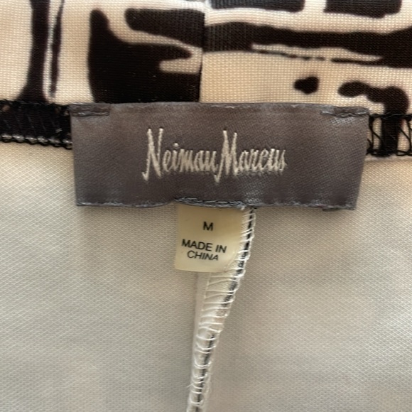 Neiman Marcus Skirt - Picture 3 of 4